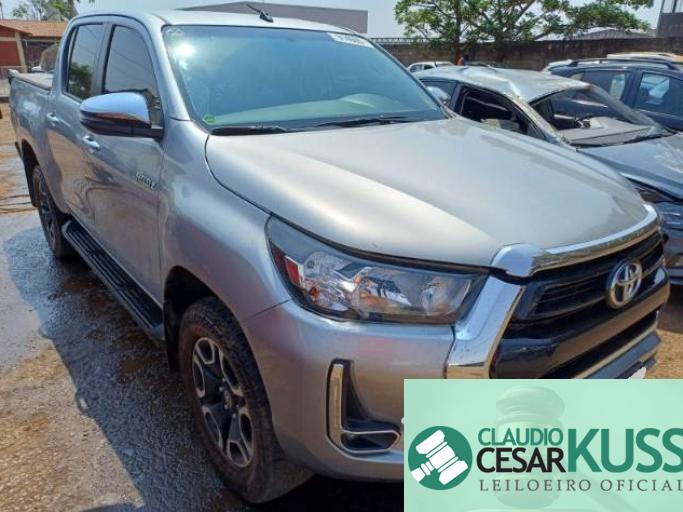 TOYOTA HILUX CD 24/24