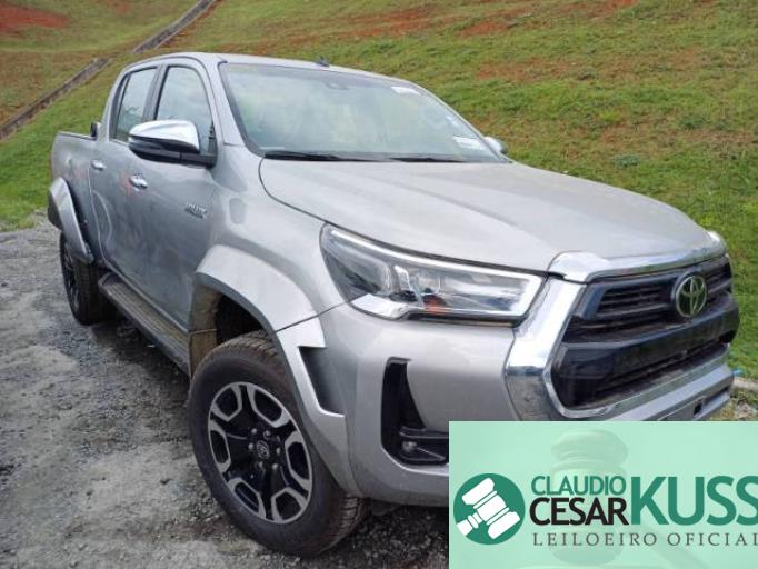 TOYOTA HILUX CD 24/24