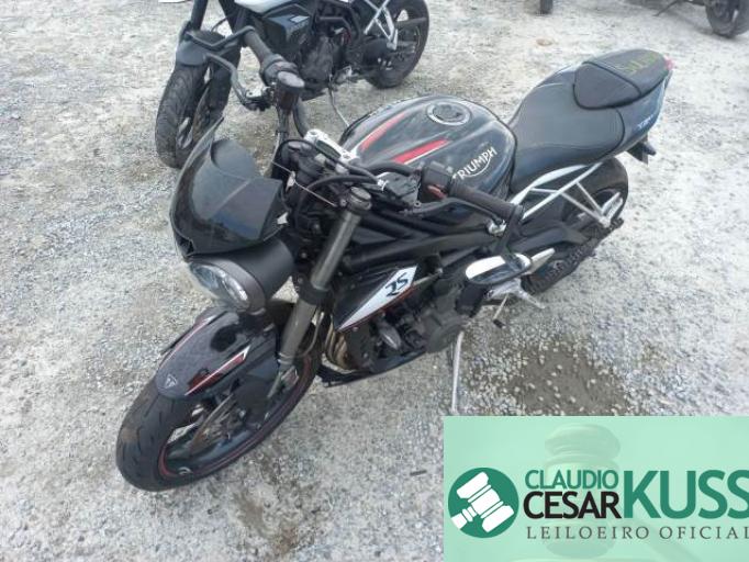 TRIUMPH STREET TRIPLE 17/18